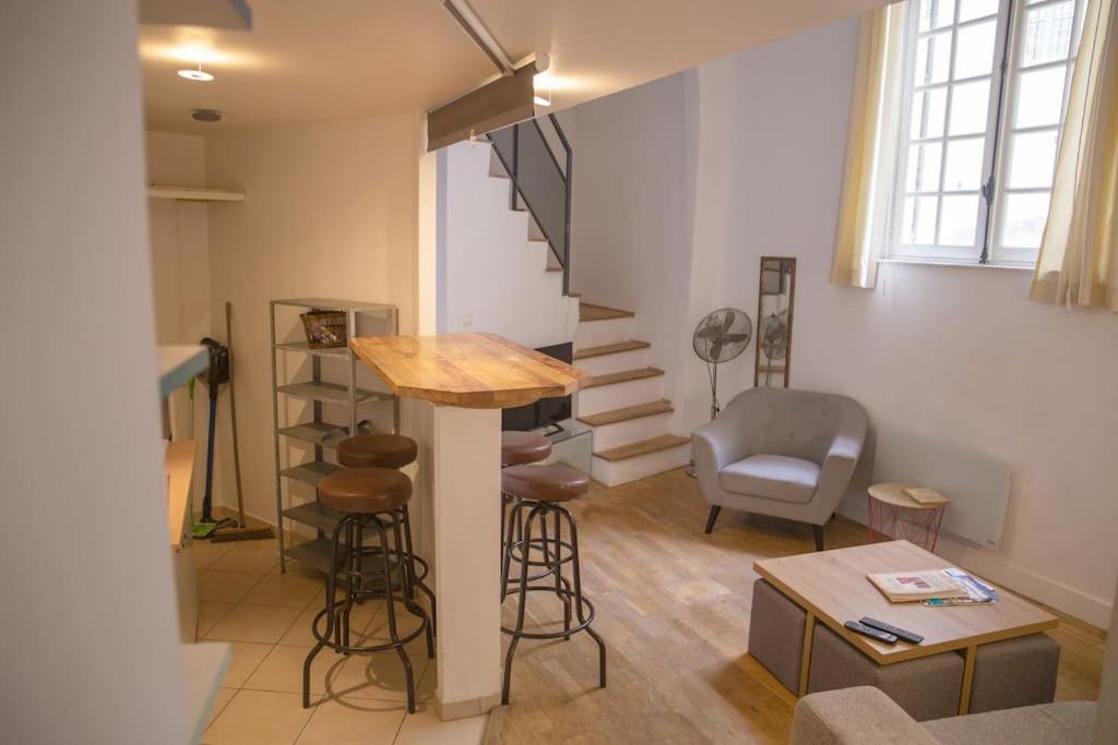 Apartament L'Authentique, Duplex, Centre Historique, Wifi Montpellier Zewnętrze zdjęcie